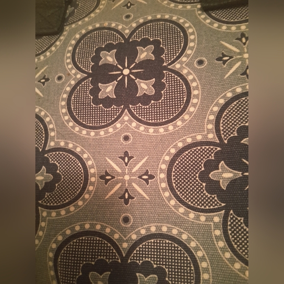 Stylish Patterned Tote Lunch Bag - Picture 2 of 6